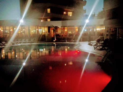 Het zwembad bij of vlak bij Fantastic SEA VIEW Studio in Funchal