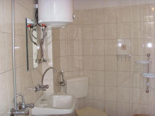 A bathroom at Proboyski Guest House