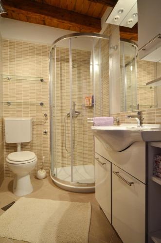 Romantic studios