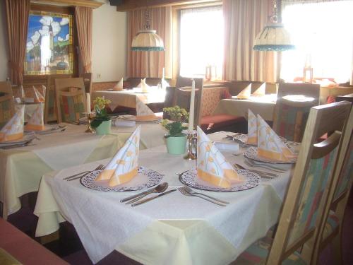 Restaurace v ubytování Aparthotel Garni am Johannesbrunnen
