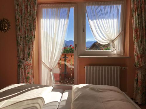 Кровать или кровати в номере Hotel Kienberger Hof