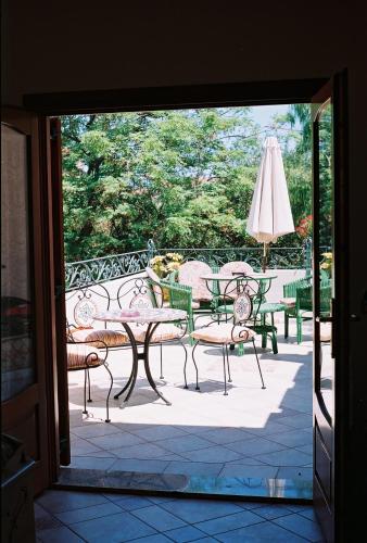 Balkoni atau teres di Porto Romano Guest House