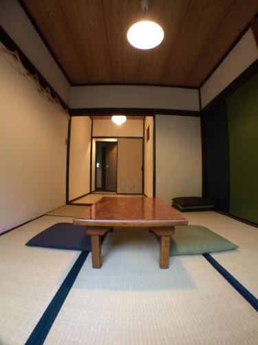Instalaciones para jugar ping pong en Otsu Nature Garden o alrededores