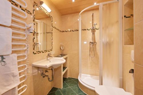 Koupelna v ubytování Hotel Jagdhof