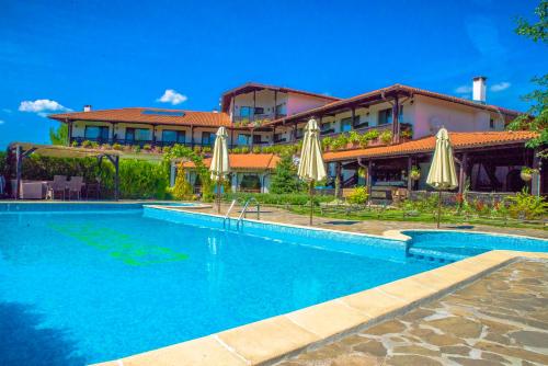 Gallery image of Family Hotel Svatovete in Apriltsi