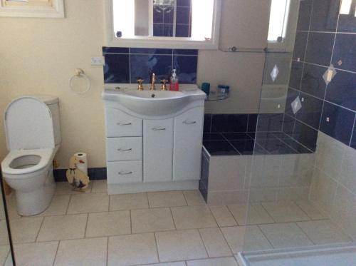 Ένα μπάνιο στο La Casa Della Nonna in Australia