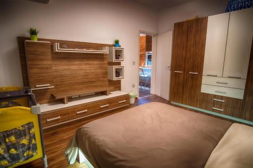 Ліжко або ліжка в номері Sunshine Sofia