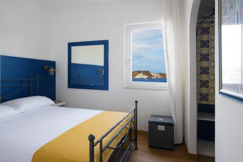 Gallery image of Hotel Torre Dei Borboni in Ponza