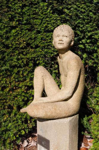 a statue of a boy in a hat at Greenlands Hotel in Henley on Thames