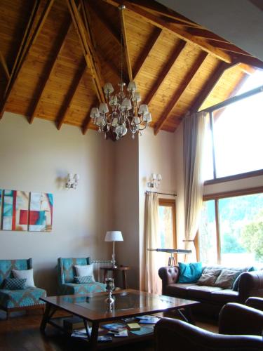 Posezení v ubytování Sendero Lodge