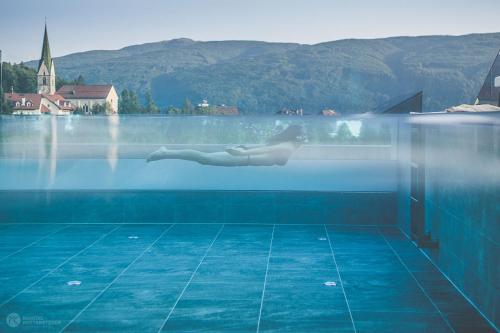 La alberca dentro o cerca de Terentnerhof 4*S active & lifestyle hotel