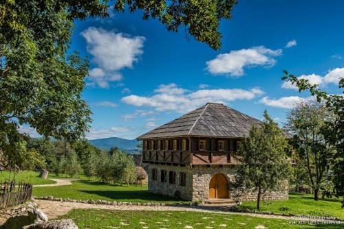 Φωτογραφία από το άλμπουμ του Farm Stay Čardaklije σε Kulen Vakuf