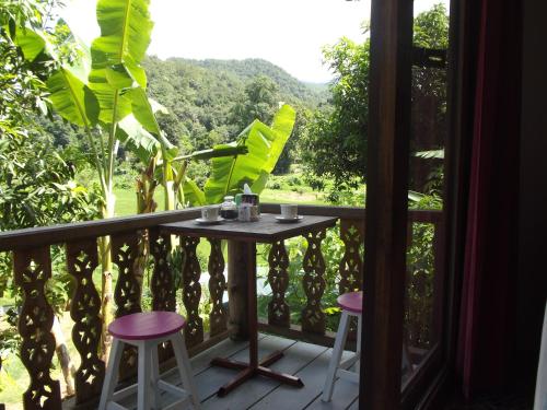 Gallery image of Phuchomjan Resort in Mae Hong Son
