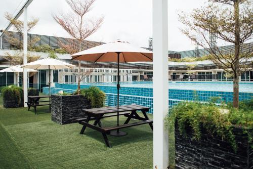 La alberca dentro o cerca de Hotel Sfera