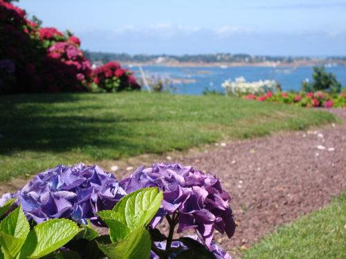 Un paisaje natural cerca of the bed and breakfast