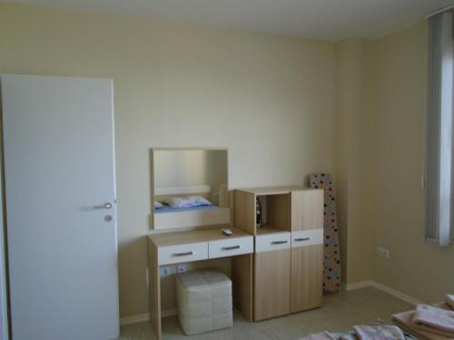 Afbeelding uit fotogalerij van Nedev's Apartments in Kavatsi Area in Sozopol