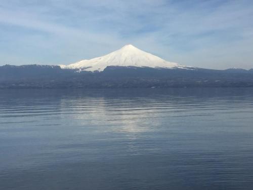 Casa, bosque, vista al volcán, playa privada compartida, 2 familias