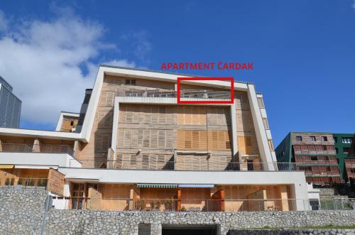 Edificio en el que se encuentra el apartamento