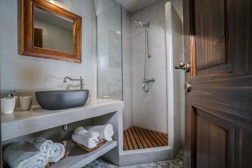 Un baño de Amara Villa
