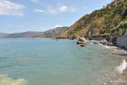 a view of a beach with a mountain at Bed & Breakfast StudioArcodia- in San Marco dʼAlunzio