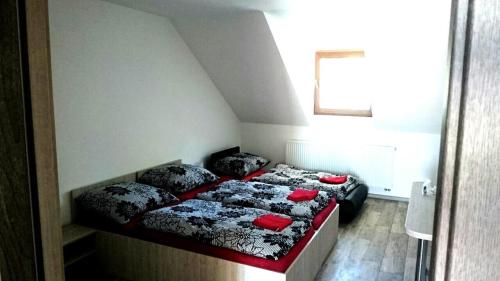 Postel nebo postele na pokoji v ubytování Ubytování Lužice