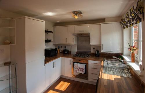 Cucina o angolo cottura di Glasgow Hampden House