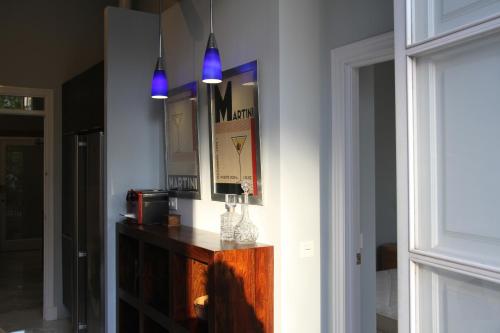 Elegant 2 Bedroom Apartment in Historic 1882 Building Central Sevilla Private Parking & Country Club Access photo 23