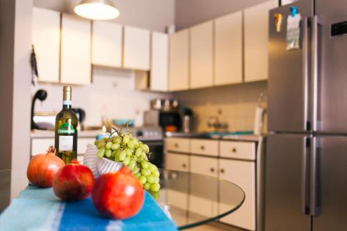 Dapur atau dapur kecil di Annita Court Block B, Apt6