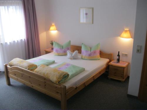 Postel nebo postele na pokoji v ubytování Haus Reiterer