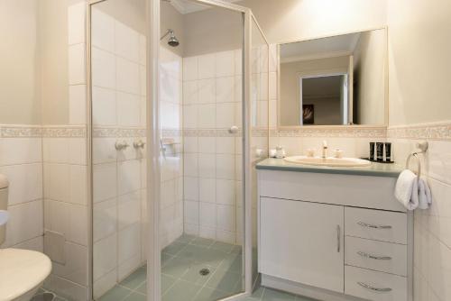 Frome Apartmentsにあるバスルーム