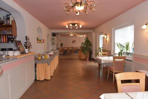En restaurang eller annat matställe på Garni Hauenstein
