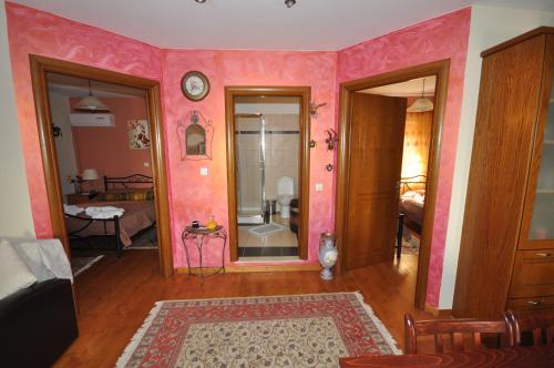 Koupelna v ubytování Villa Makrades