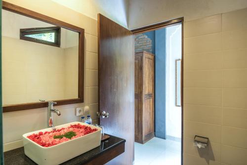 Koupelna v ubytování Hotel Bunga Permai