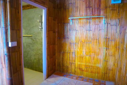 Ванна кімната в Cottage Hill at Lanta