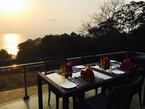 Naturlandskabet i nærheden af resortet