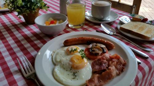 Еда / где поесть недалеко от гостевого дома