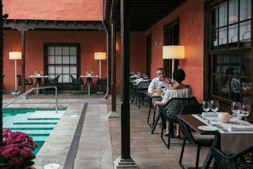Piscina di Hotel San Roque o nelle vicinanze
