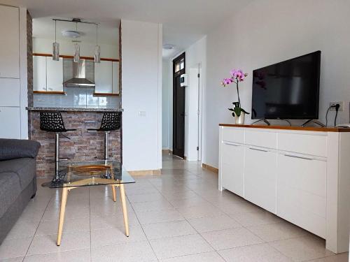 Beautiful Apartment In Apartamerica, Las Americas LA140
