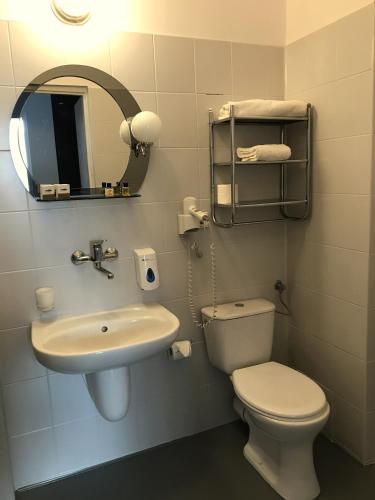 Koupelna v ubytování Hotel Granada