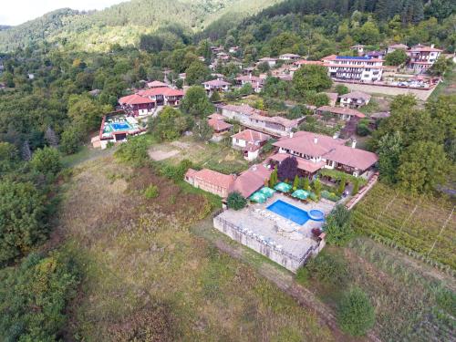 Gallery image of Family Hotel Sunny Hills in Elena