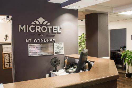 El vestíbulo o zona de recepción de Microtel Inn by Wyndham Chattanooga Hamilton Place