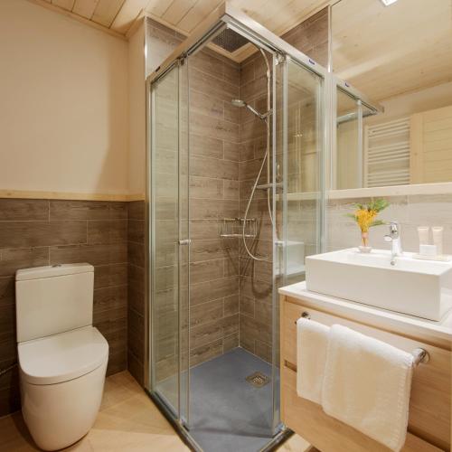 Kúpeľňa v ubytovaní Val de Ruda Luxe 51 by FeelFree Rentals