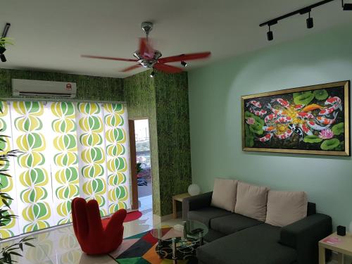 Χώρος καθιστικού στο Garden Apartment at Zenith