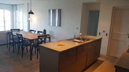 Gallery image of port rive gauche pavois in Marseillan
