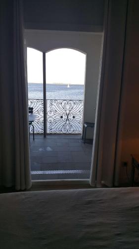 Gallery image of port rive gauche pavois in Marseillan