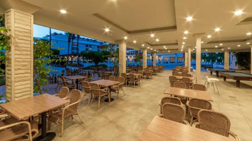 Gallery image of Julian Club Hotel in Marmaris