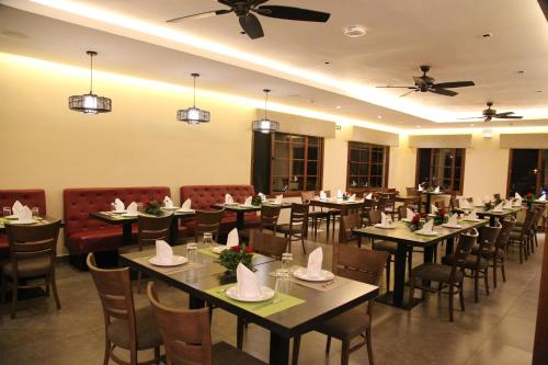 Restaurace v ubytování Los Brezos Hotel Boutique