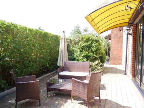 Κήπος έξω από το Millers House Boutique B&B