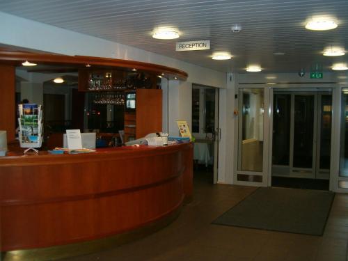 Лобби или стойка регистрации в Hotel Pietari Kylliäinen