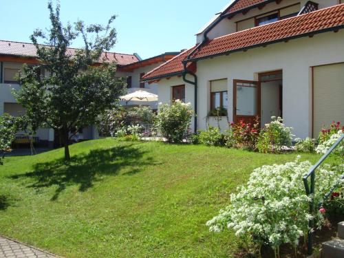 Zahrada ubytování Gästehaus Strommer